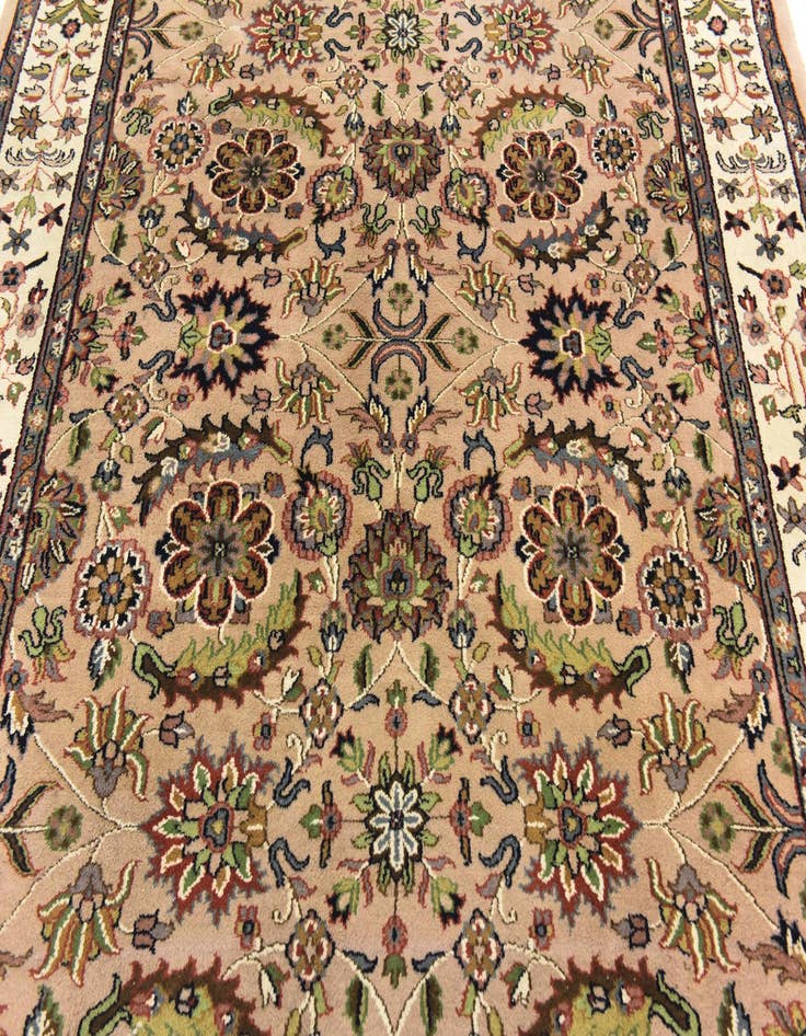 Detail image of  6' 6 x 10' 2  Hand Knotted Sarough Wool Rug