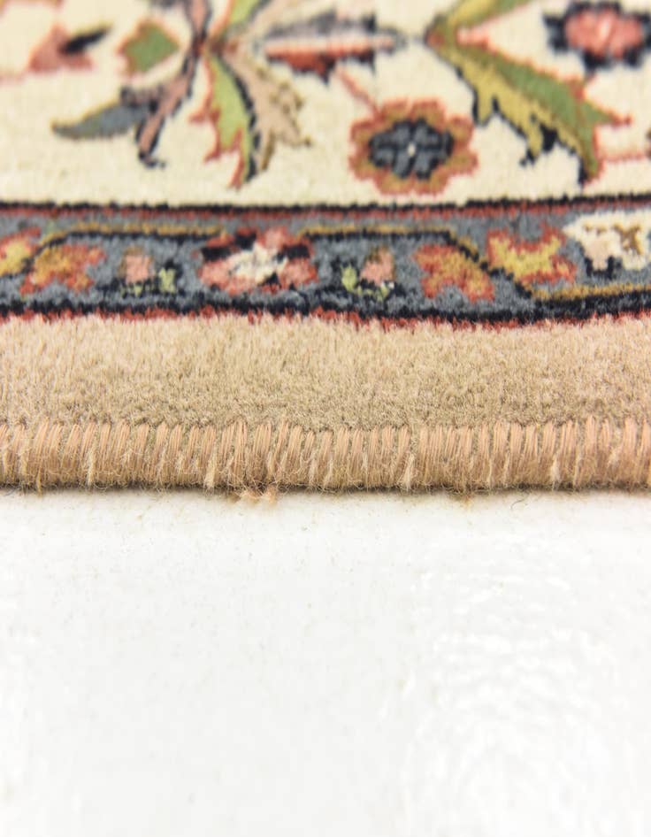 Detail image of  6' 6 x 10' 2  Hand Knotted Sarough Wool Rug