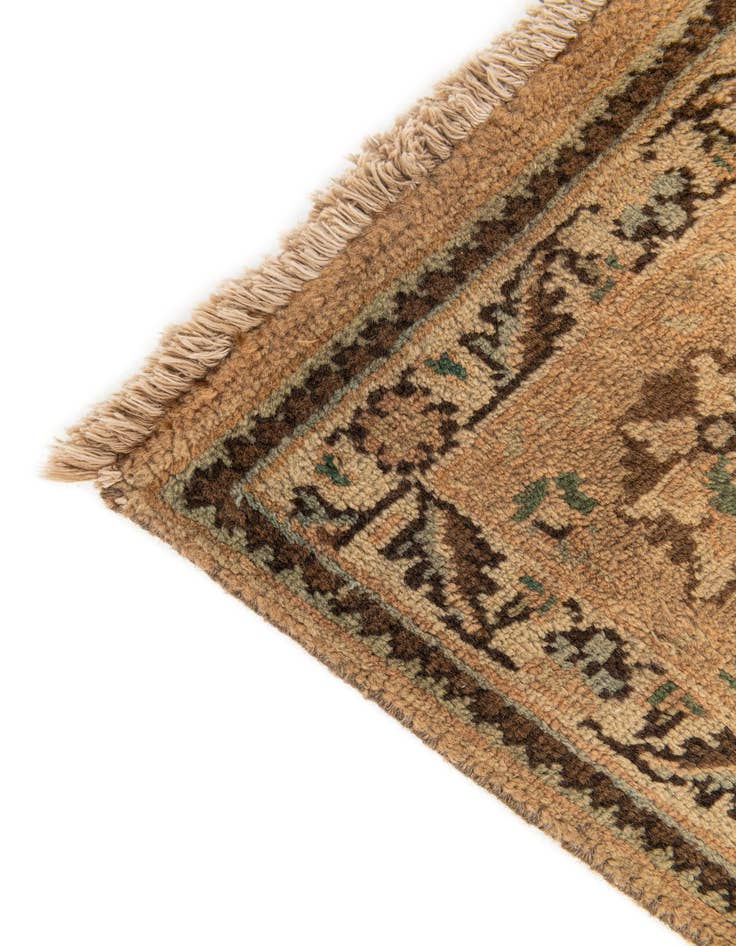 Detail image of  6' 8 x 9' 10  Hand Knotted Sarough Persian Wool Rug