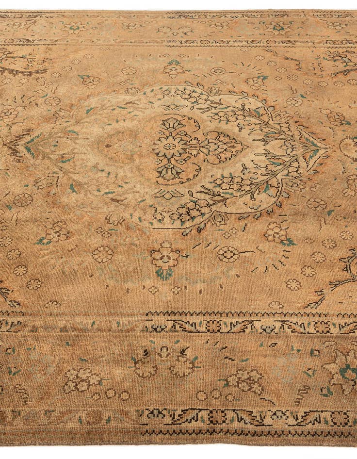 Detail image of  6' 8 x 9' 10  Hand Knotted Sarough Persian Wool Rug