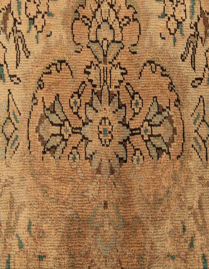 Detail image of  6' 8 x 9' 10  Hand Knotted Sarough Persian Wool Rug