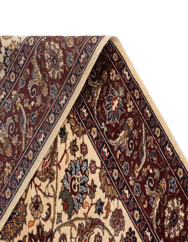 Detail image of  7' 9 x 11' 3 Sarouk Wool Rug