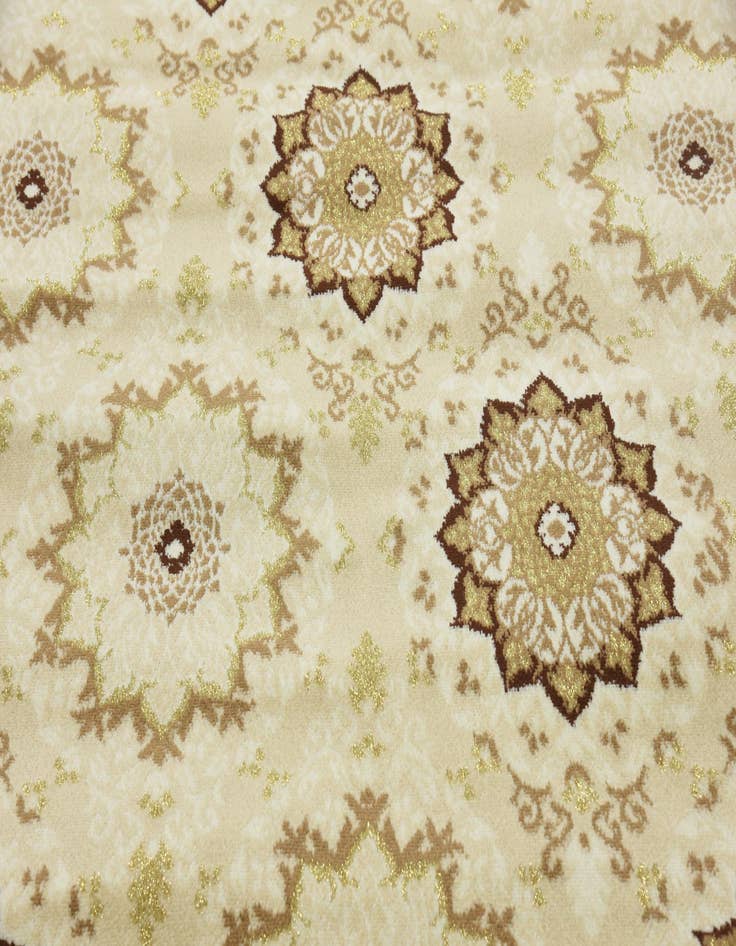 Detail image of  5' x 7' 2 Shahmir Rug