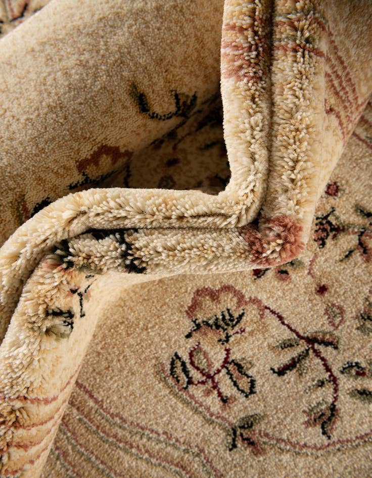 Detail image of  2' 8 x 101' Shahmir Rug