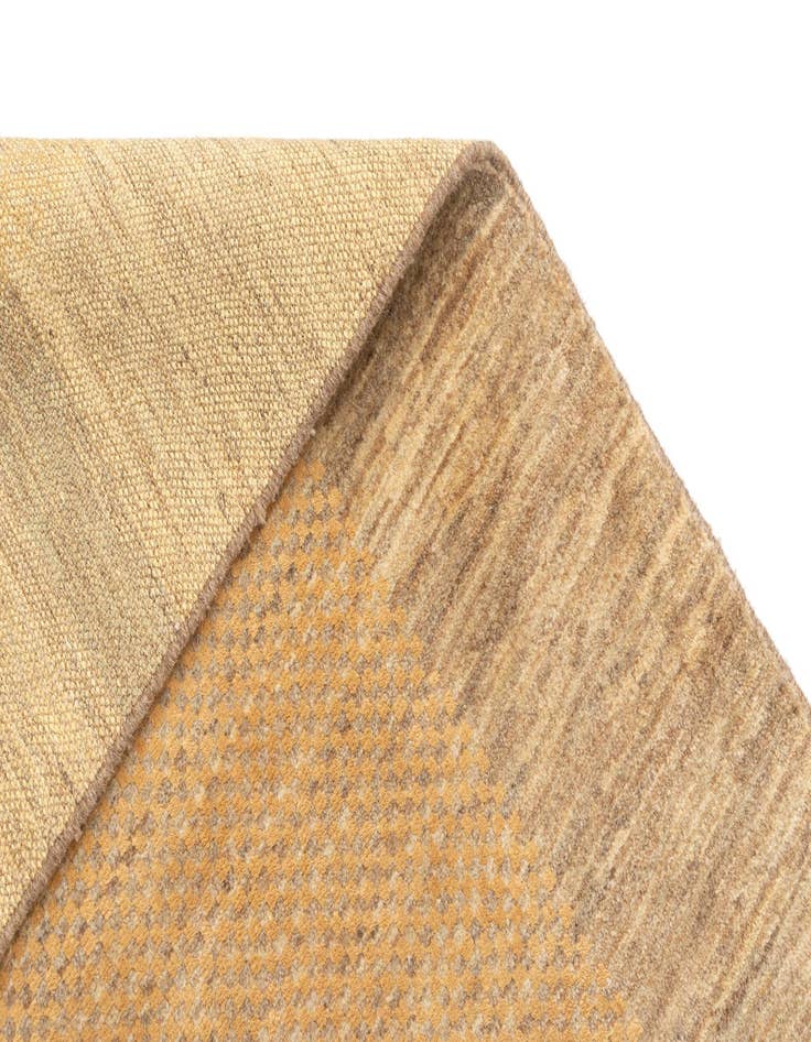 Detail image of  4' 8 x 6' 6 Shayan Wool Rug