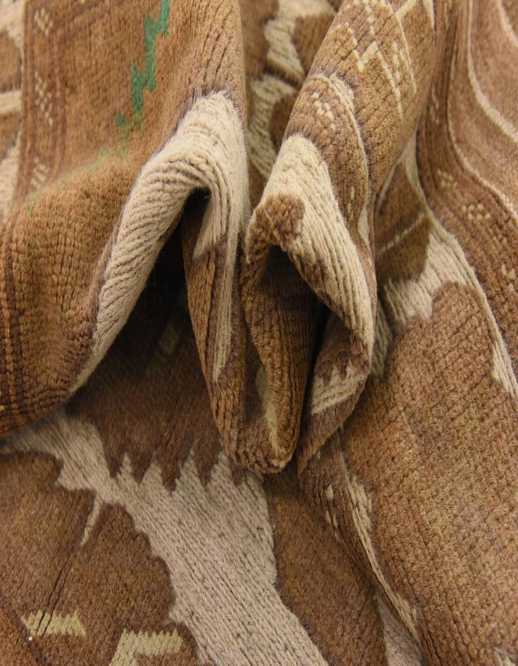 Detail image of  4' 3 x 6' 6  Hand Woven Sumak Wool Rug