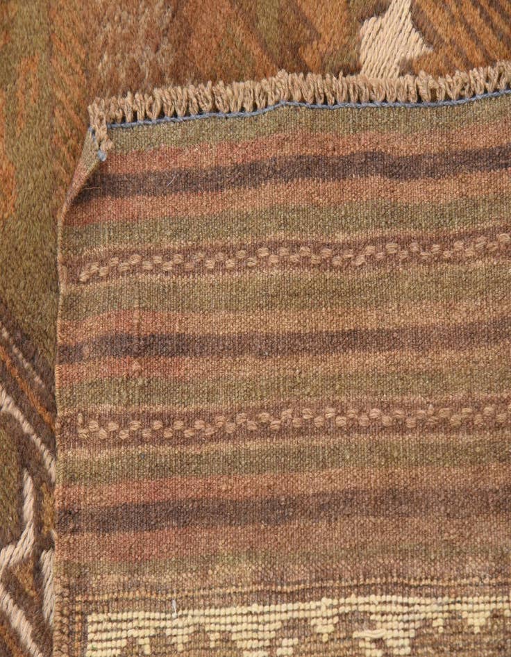 Detail image of  4' 4 x 6'  Hand Woven Sumak Wool Rug