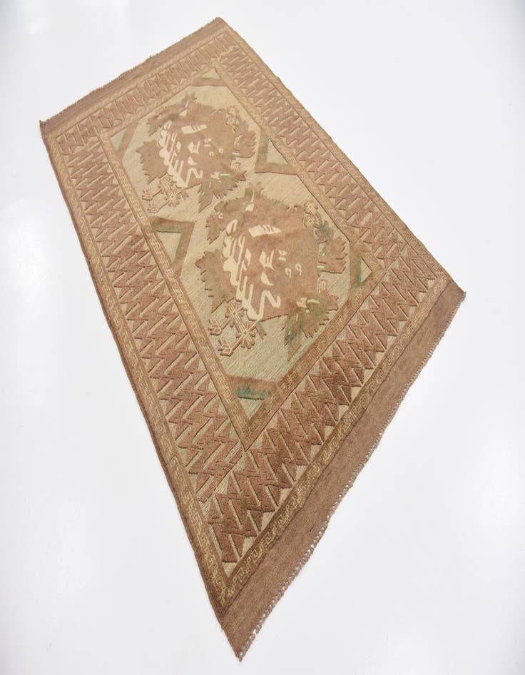 Detail image of  4' 3 x 6' 5  Hand Woven Sumak Wool Rug