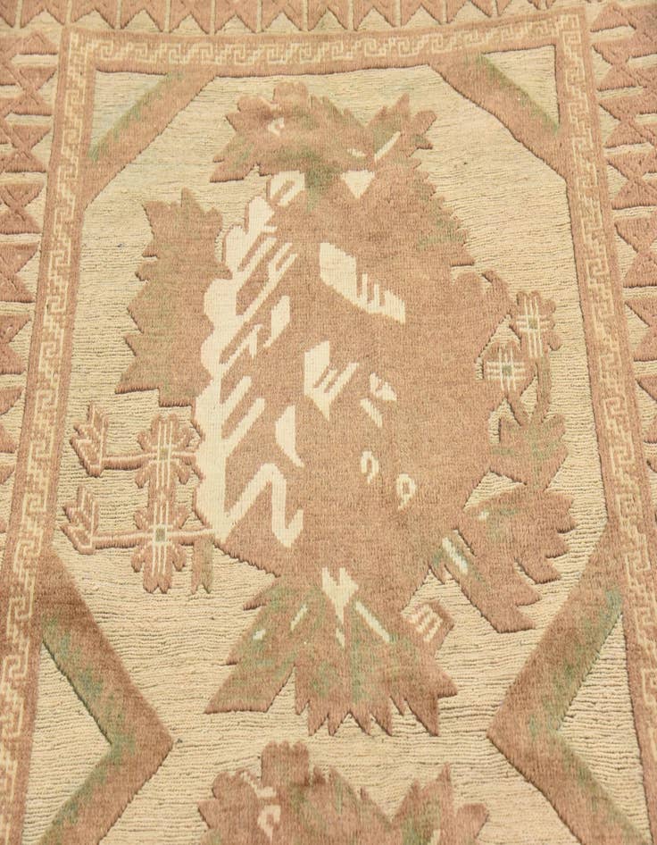 Detail image of  4' 3 x 6' 5  Hand Woven Sumak Wool Rug