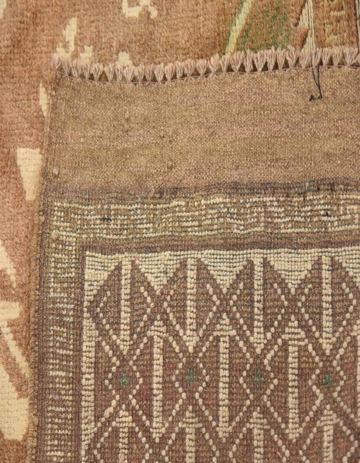 Detail image of  4' 3 x 6' 5  Hand Woven Sumak Wool Rug