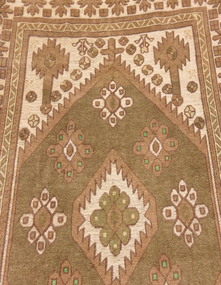 Detail image of  4' x 6' 3  Hand Woven Sumak Wool Rug