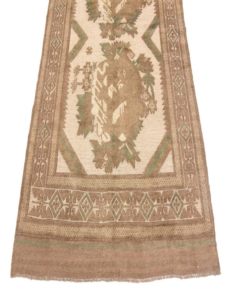 Detail image of  4' 4 x 6' 4  Hand Woven Sumak Wool Rug