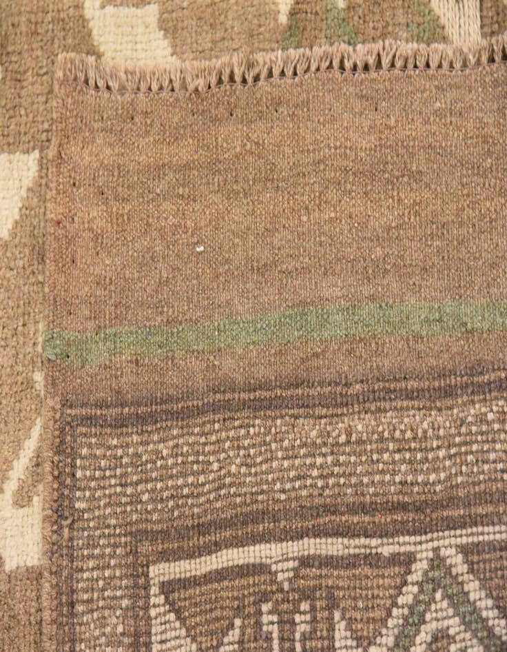 Detail image of  4' 4 x 6' 4  Hand Woven Sumak Wool Rug