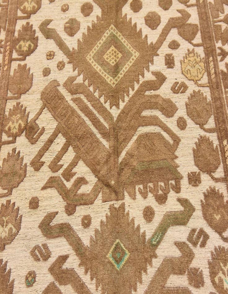 Detail image of  4' 3 x 6' 4  Hand Woven Sumak Wool Rug