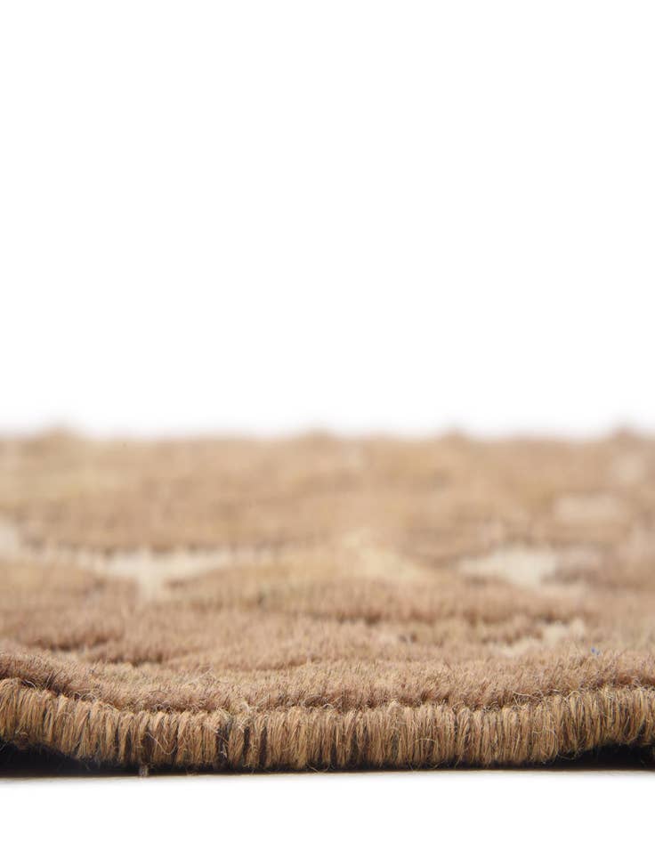 Detail image of  4' 3 x 6' 4  Hand Woven Sumak Wool Rug