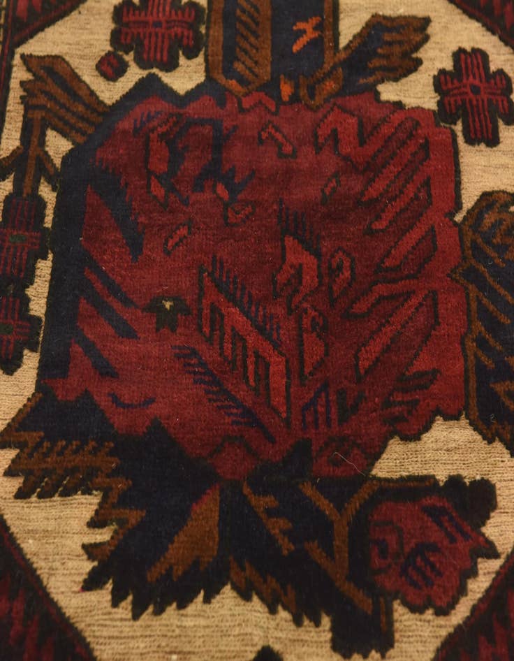 Detail image of  2' 8 x 4' 5  Hand Knotted Sumak Wool Rug