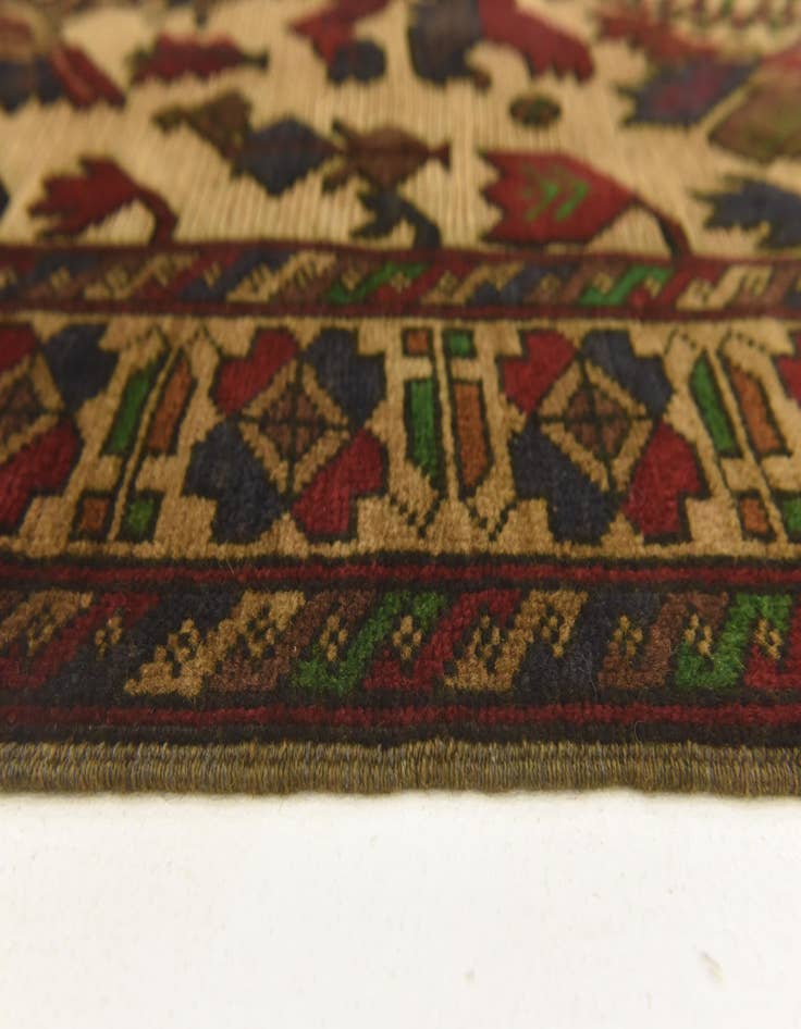 Detail image of  3' 2 x 4' 9  Hand Knotted Sumak Wool Rug