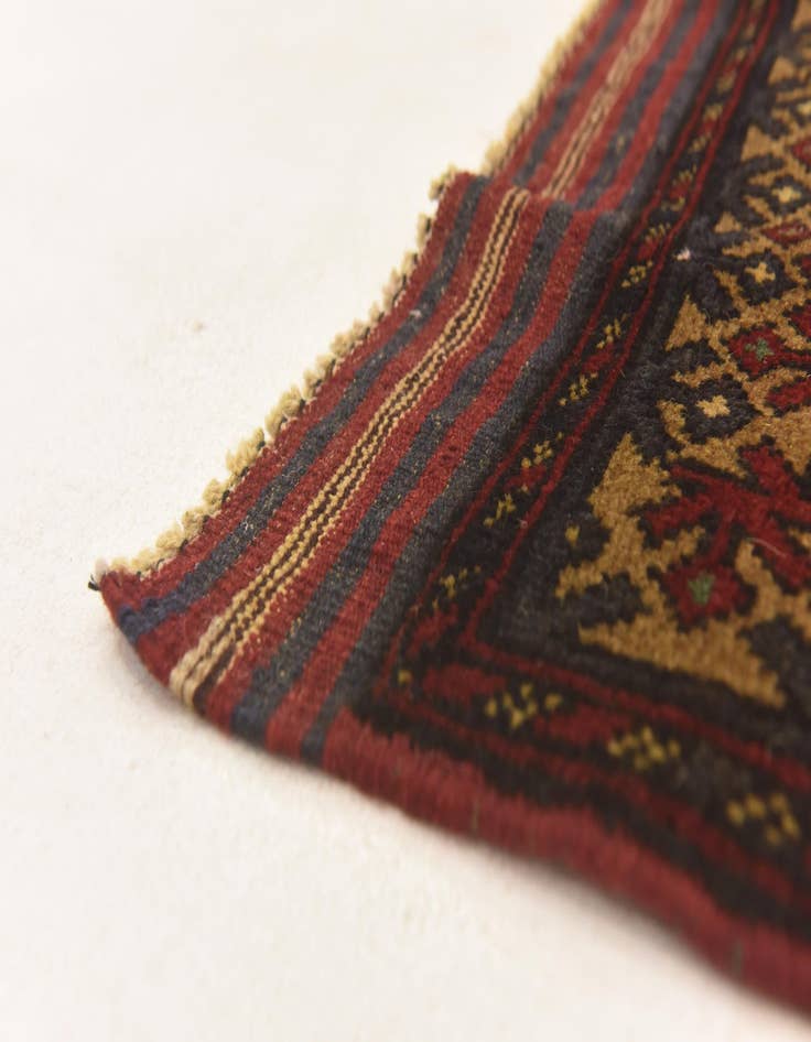 Detail image of  3' 1 x 4' 10  Hand Knotted Sumak Wool Rug