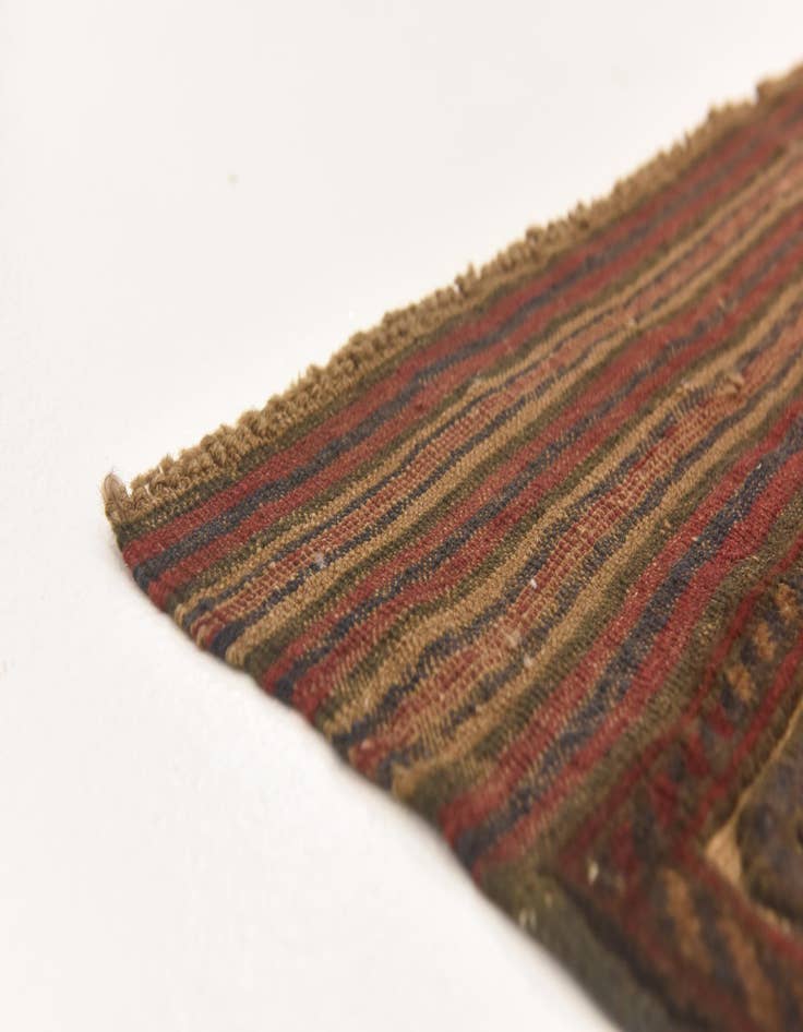 Detail image of  4' x 5' 10  Hand Knotted Sumak Wool Rug