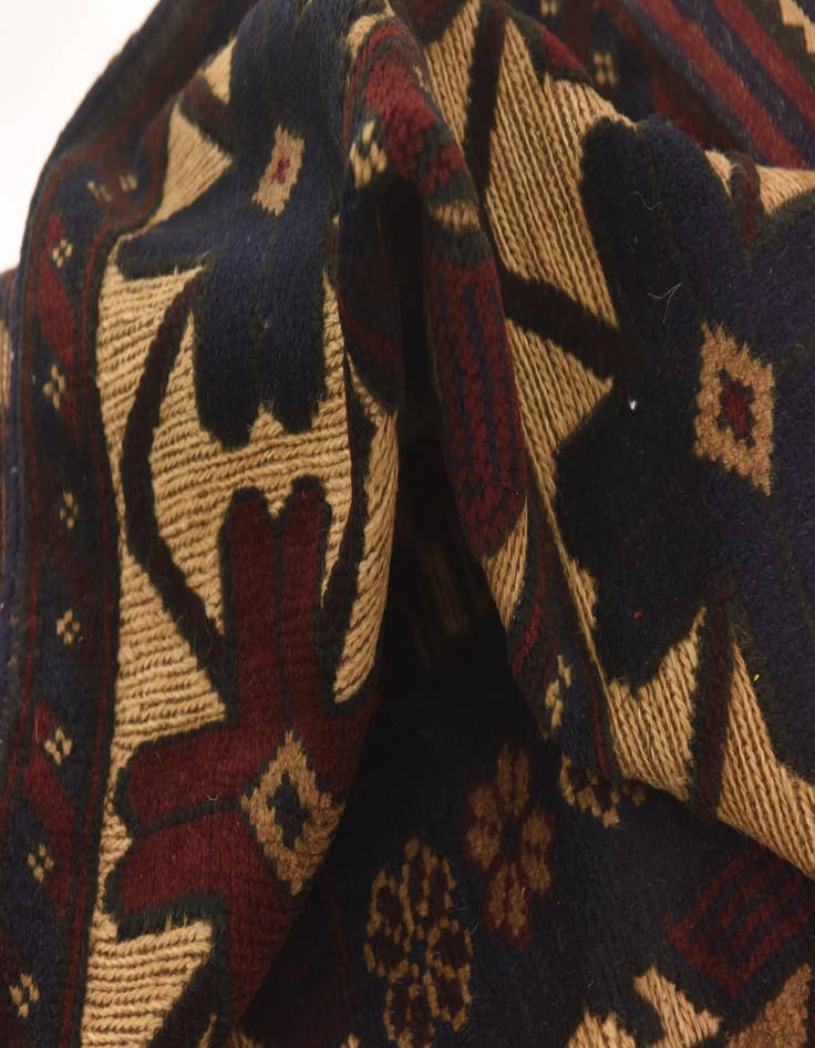 Detail image of  4' 2 x 6' 3  Hand Knotted Sumak Wool Rug