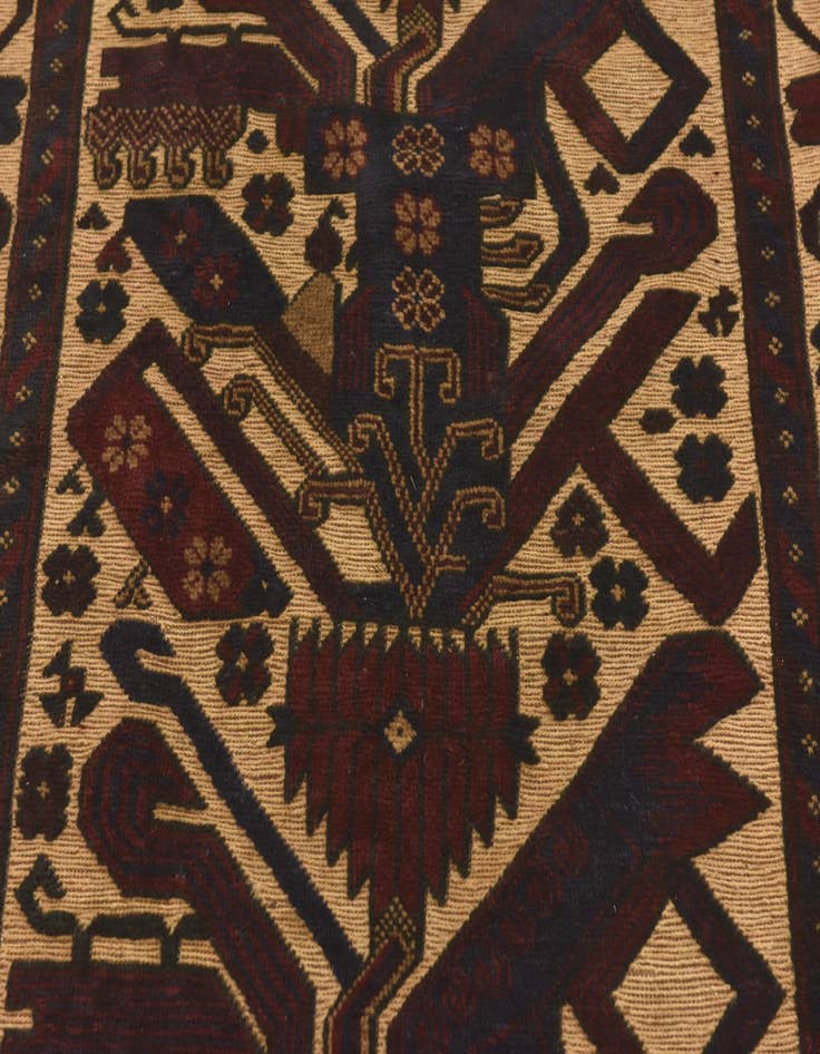 Detail image of  4' 2 x 6' 3  Hand Knotted Sumak Wool Rug