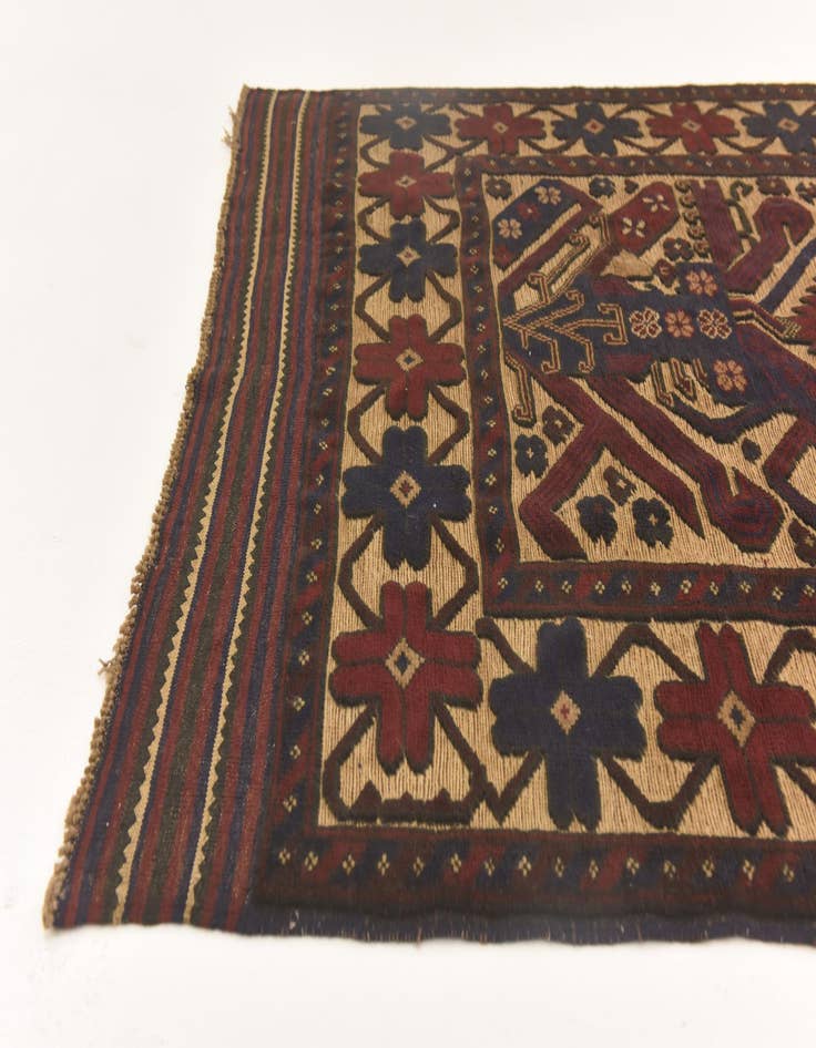 Detail image of  4' 2 x 6' 3  Hand Knotted Sumak Wool Rug