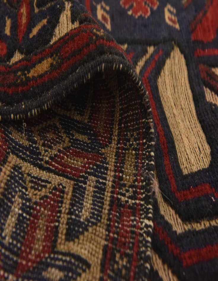 Detail image of  4' 4 x 6' 4  Hand Knotted Sumak Wool Rug