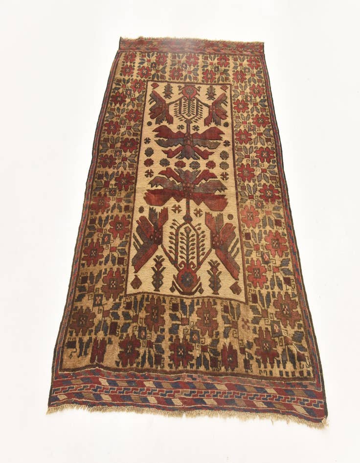 Detail image of  4' 3 x 6' 6  Hand Knotted Sumak Wool Rug