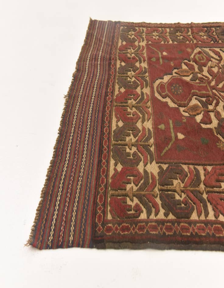 Detail image of  4' x 6' 6  Hand Knotted Sumak Wool Rug