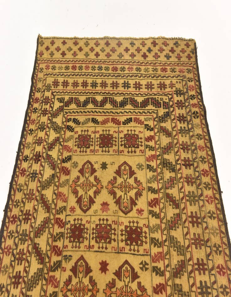 Detail image of  3' 11 x 6' 4  Hand Knotted Sumak Wool Rug