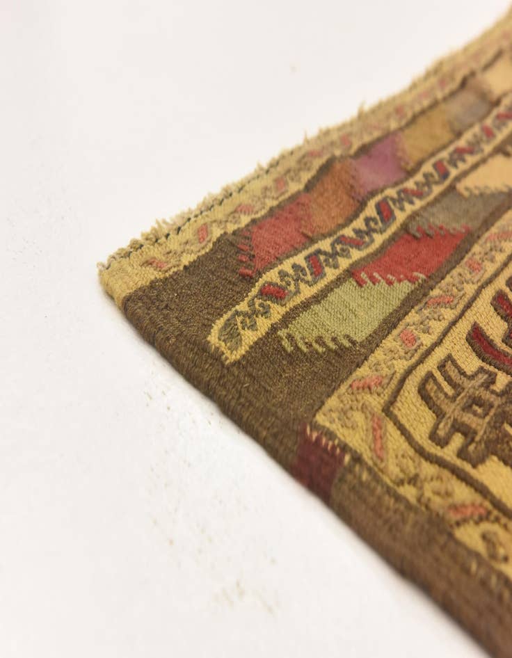 Detail image of  3' 11 x 6' 8  Hand Knotted Sumak Wool Rug