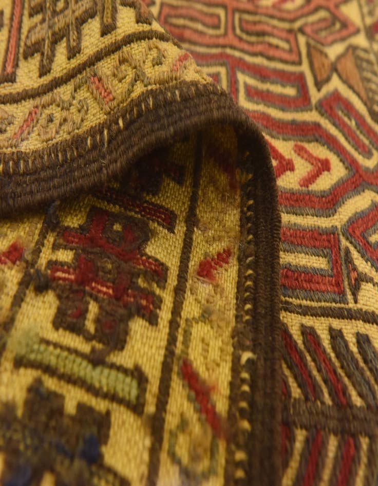 Detail image of  3' 11 x 6' 8  Hand Knotted Sumak Wool Rug