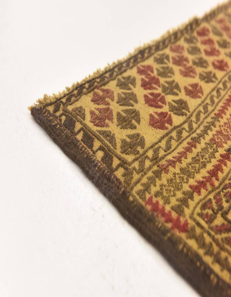 Detail image of  3' 11 x 6' 7  Hand Knotted Sumak Wool Rug