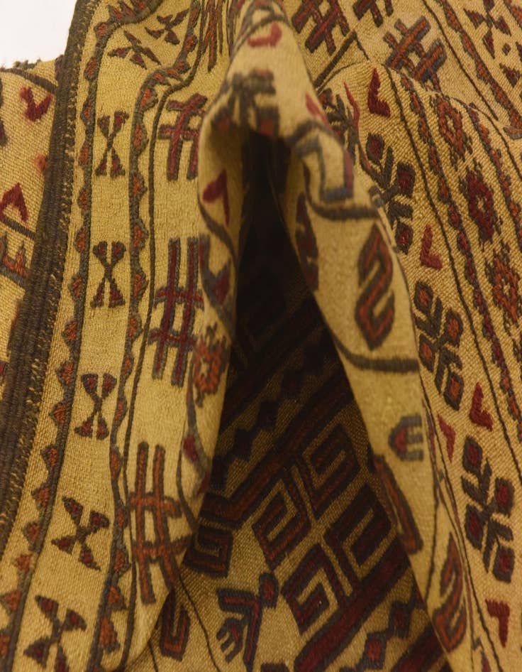 Detail image of  4' x 6' 1  Hand Knotted Sumak Wool Rug