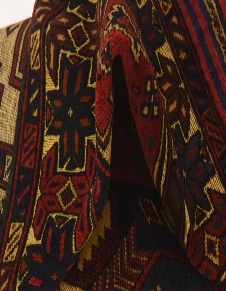 Detail image of  4' 5 x 6' 6  Hand Knotted Sumak Wool Rug