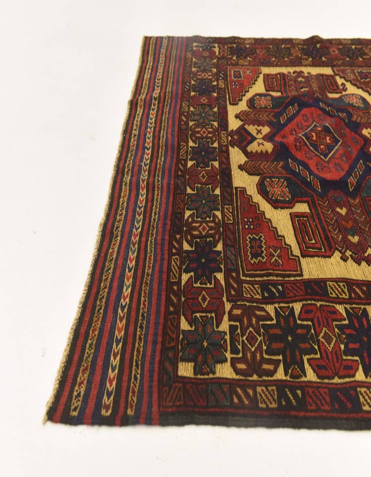 Detail image of  4' 5 x 6' 6  Hand Knotted Sumak Wool Rug