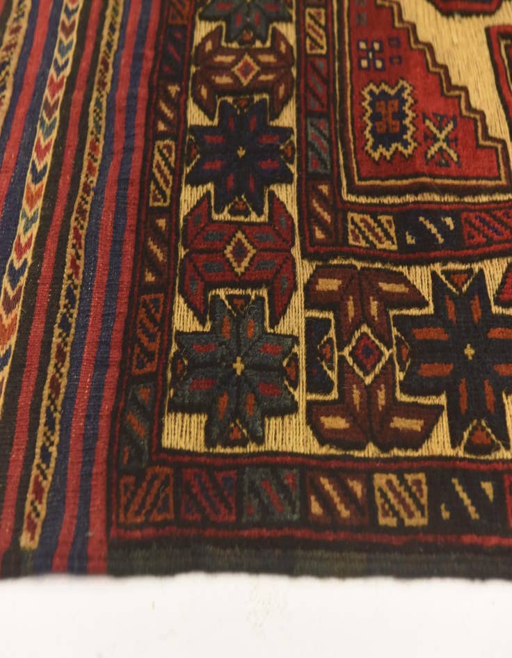 Detail image of  4' 5 x 6' 6  Hand Knotted Sumak Wool Rug