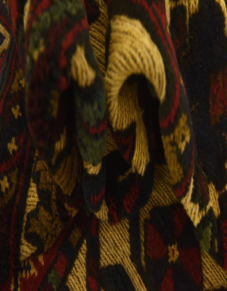 Detail image of  4' 1 x 6' 4  Hand Knotted Sumak Wool Rug