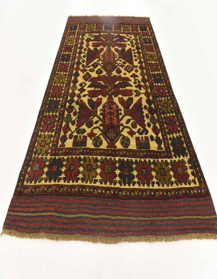 Detail image of  4' 1 x 6' 4  Hand Knotted Sumak Wool Rug