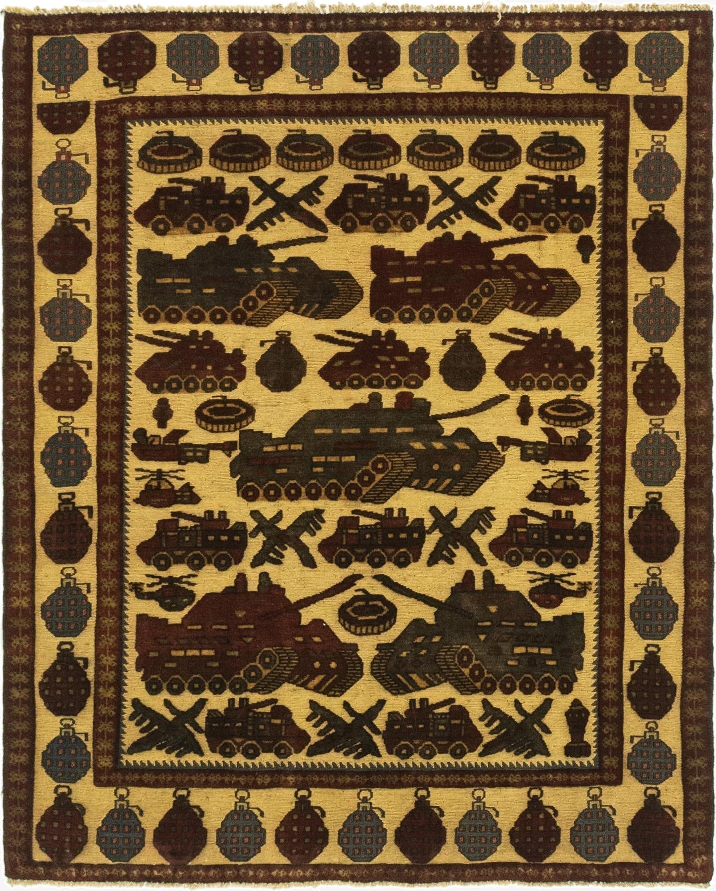  3' 11 x 5' 1  Hand Knotted Sumak Wool Rug