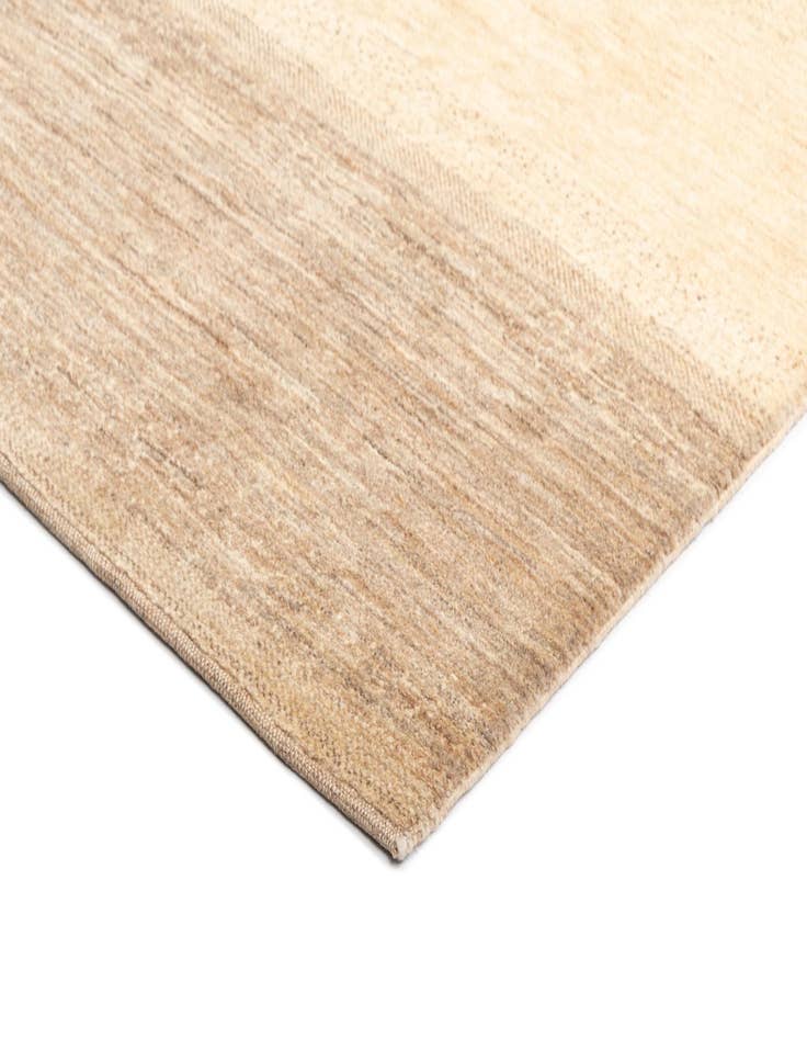 Detail image of  6' 8 x 9' 3 Tabiibaft Wool Rug