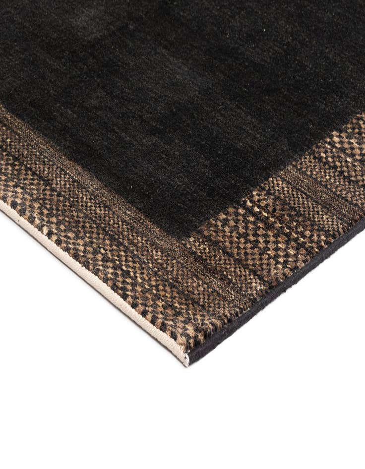 Detail image of  4' 6 x 6' 1 Tabiibaft Wool Rug