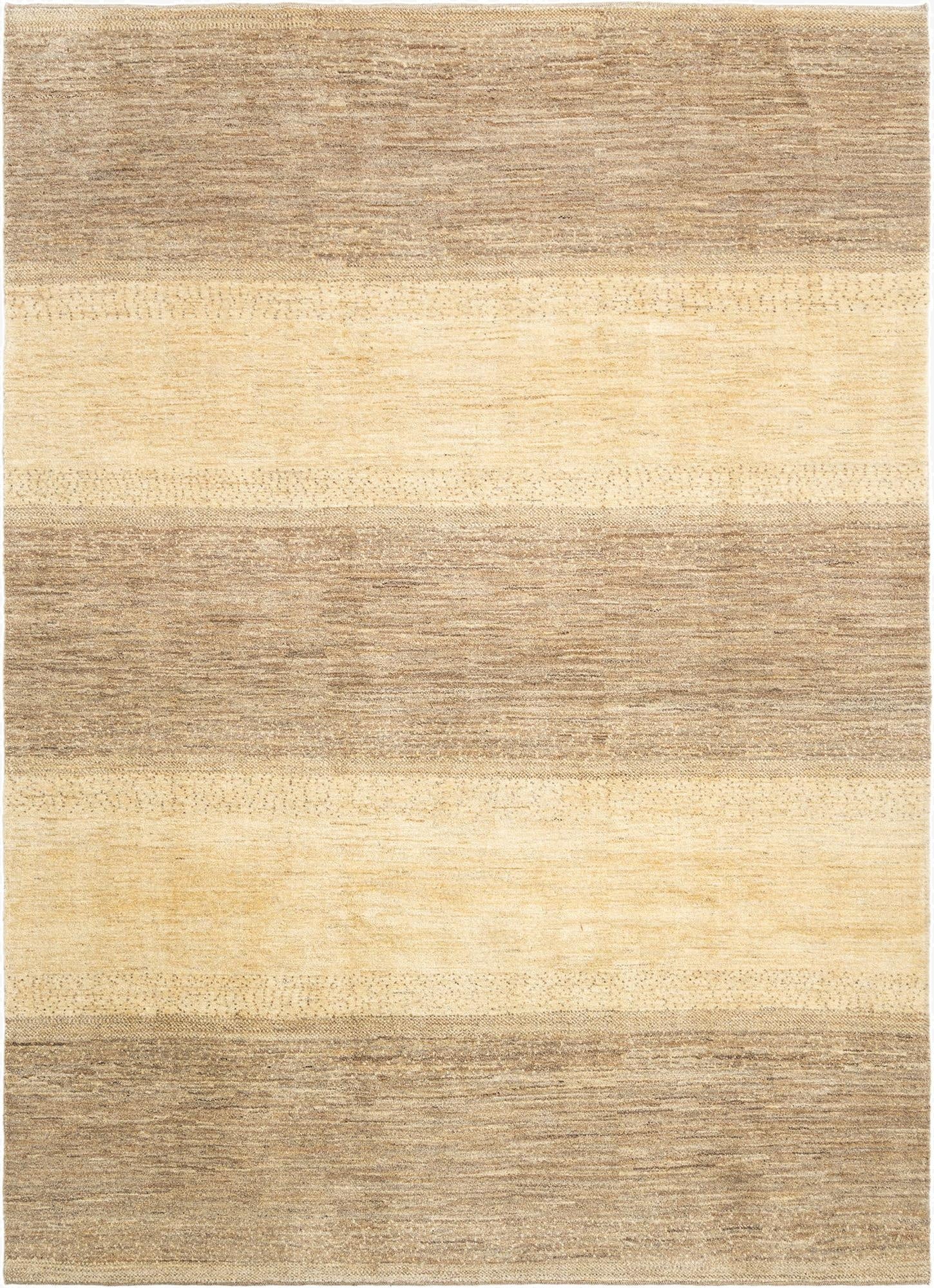  6' 8 x 9' 3 Tabiibaft Wool Rug