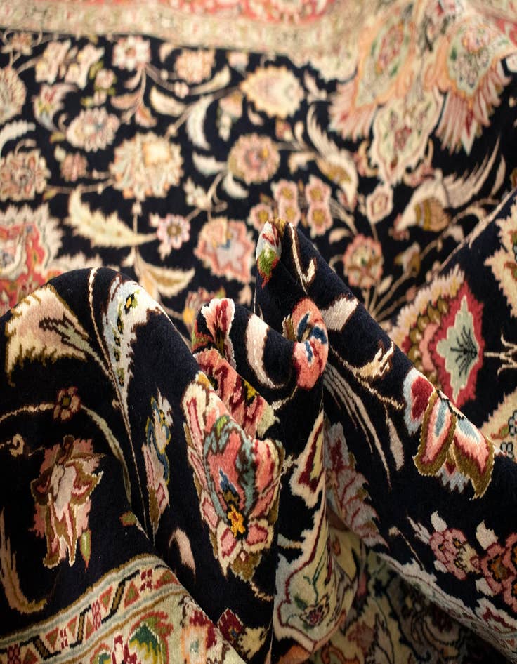 Detail image of  6' 9 x 8' 4 Tabriz Rug