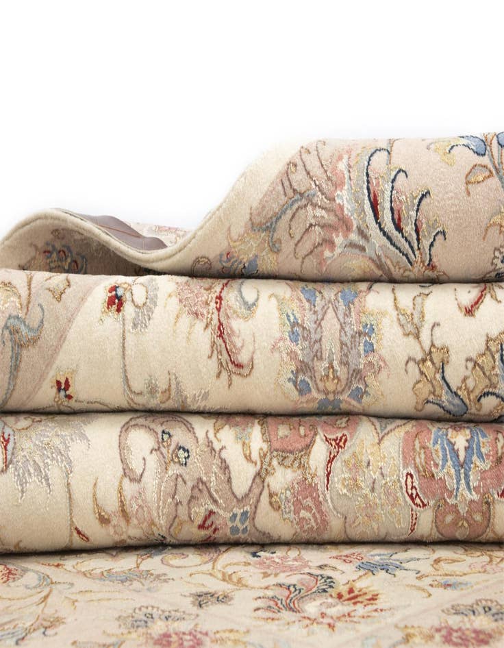 Detail image of  5' 1 x 6' 11 Tabriz Rug