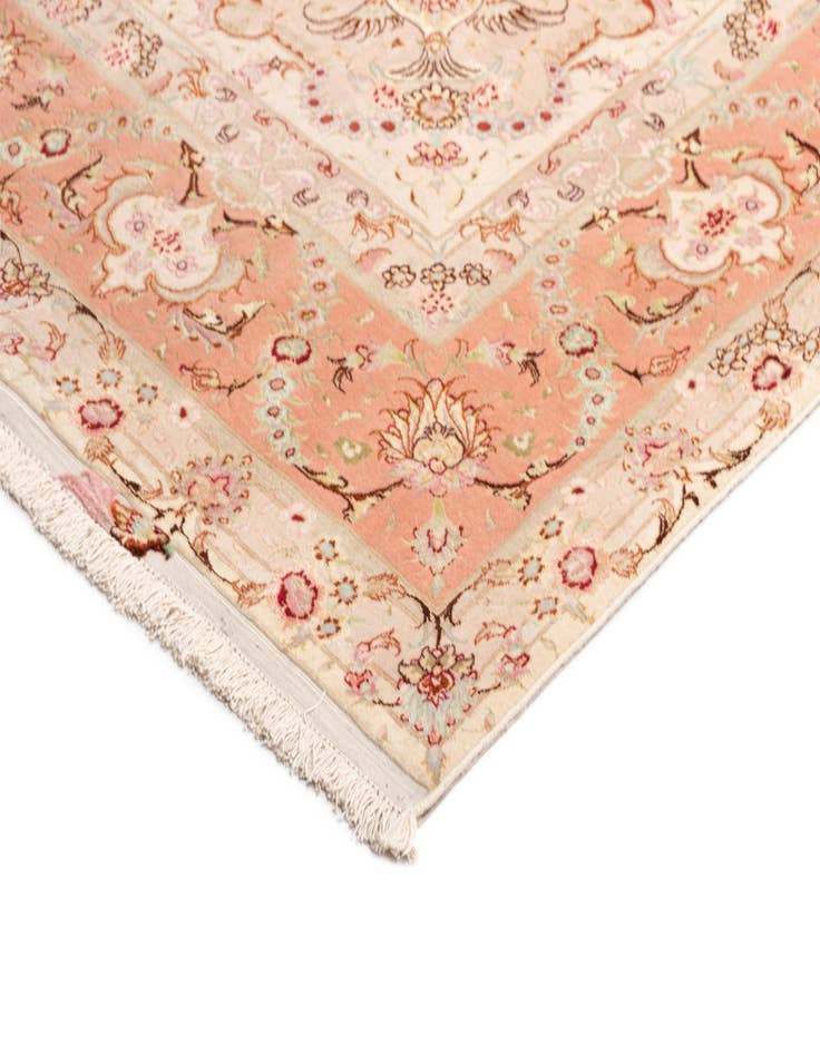 Detail image of  8' x 11' 10 Tabriz Rug
