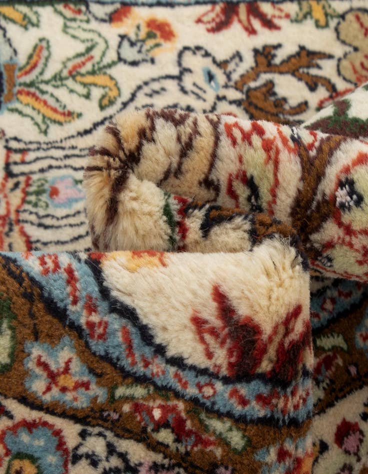 Detail image of  3' 2 x 5' 1  Hand Knotted Tabriz Persian Wool Rug