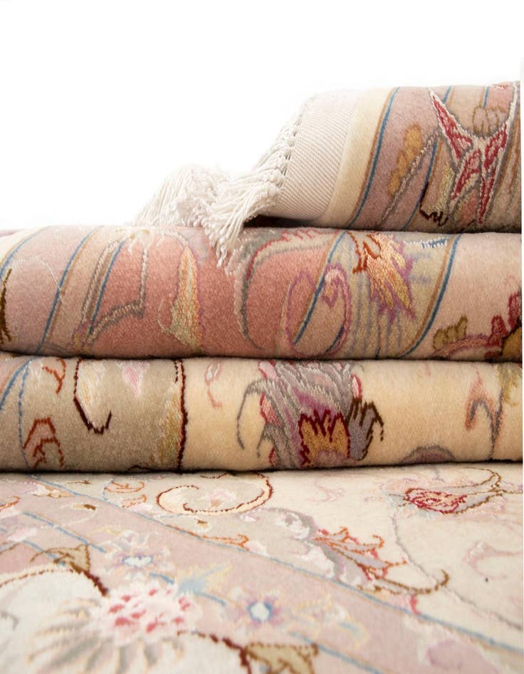 Detail image of  5' 1 x 6' 11  Hand Knotted Tabriz Persian Rug