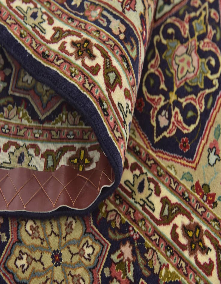 Detail image of  6' 8 x 10' 1  Hand Knotted Tabriz Persian Rug