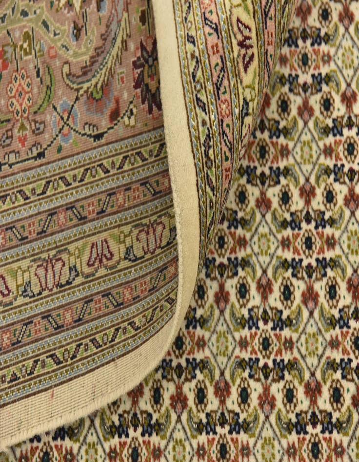 Detail image of  9' 10 x 12' 10  Hand Knotted Tabriz Persian Rug